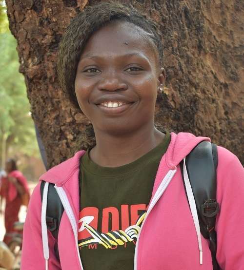 Alice Naba, étudiante en première année en faculté d'anglais