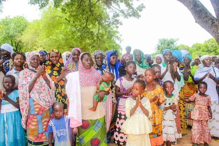 Défécation à l’air libre : Roger Baro félicite la population de Kamsé