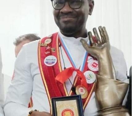 Saint-Pétersbourg Open 2024 : Deux médailles d’or pour maître Benjamin Kiswendsida Compaoré