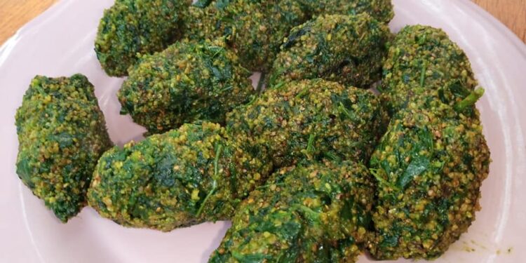 Recette de Yonko (Boulettes de Couscous aux Feuilles d’Haricots)