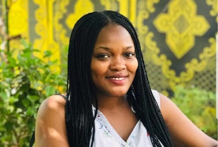 Ini Lydie Somé, restaurtrice