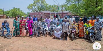 Nahouri :  Dix motocyclettes et un forage pour le bonheur des personnes vivant avec un handicap