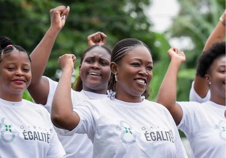 Femmes gabonaises, archives