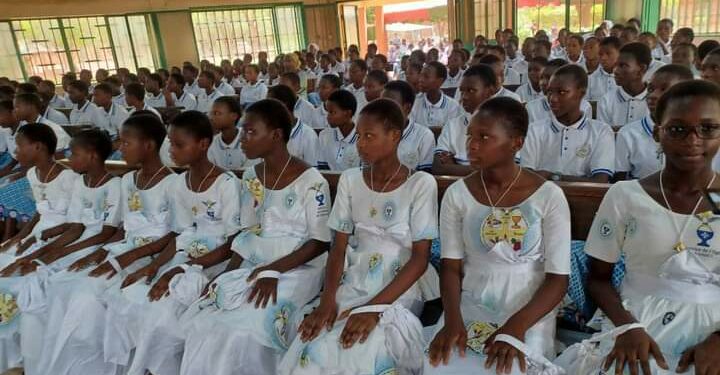 Aspirat Sainte Maria Goretti de Tampouy: 15 jeunes filles confirmées