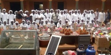 Yako : 50 personnes outillées en fabrication de purée de tomate, tomate séchée et pelée