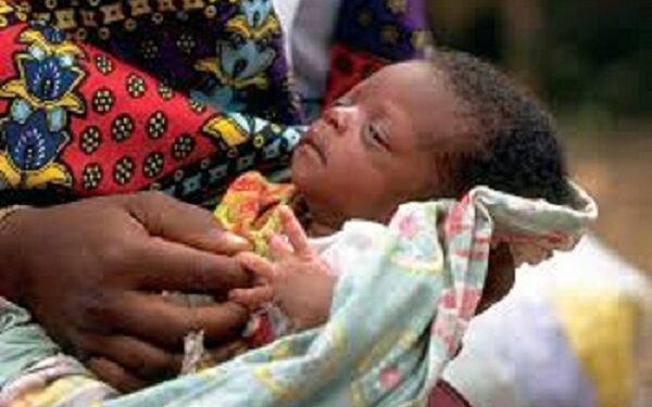 Fièvre chez l’enfant: les précautions à prendre selon Dr Eliane Kiéma