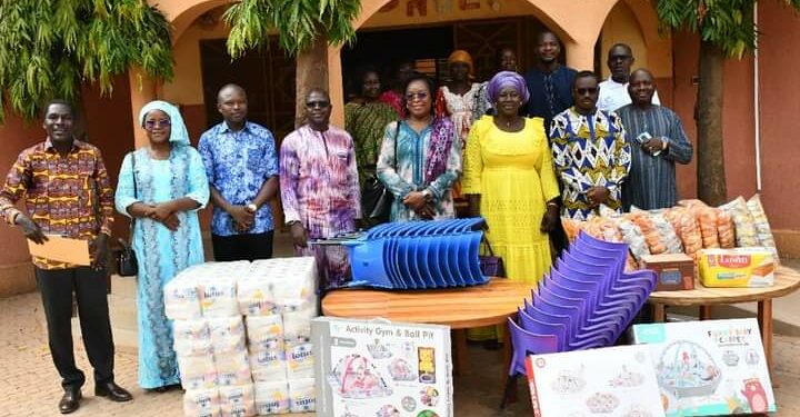 Hôtel maternel de Ouagadougou : Un lot de matériels pour les enfants