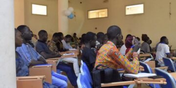 Burkina Faso : Des étudiants à l’école du technologiste biomédical