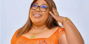 « Mami Ton » victime d’un AVC : Paul Biya ordonne la prise en charge totale des soins