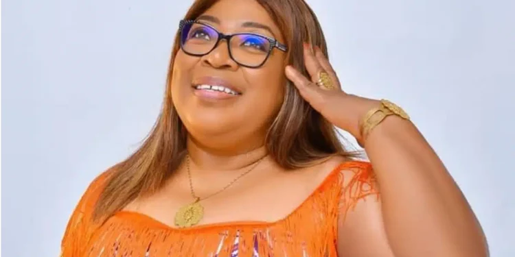 « Mami Ton » victime d’un AVC : Paul Biya ordonne la prise en charge totale des soins