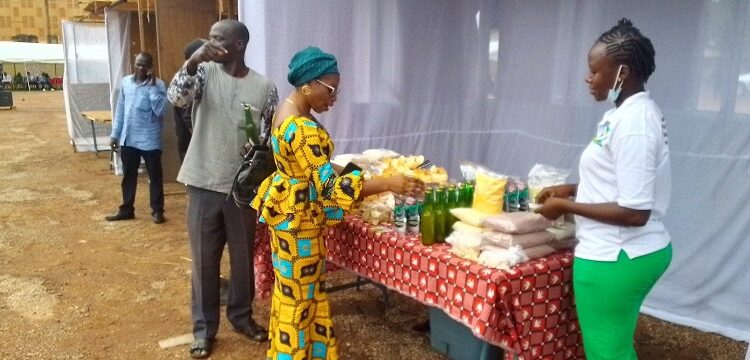 Association Femmes 2000 valorise les produits forestiers non ligneux