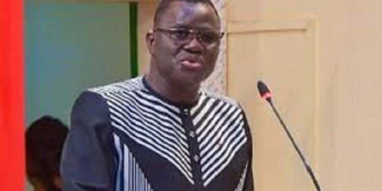 Burkina Faso : 11 ans de prison dont 6 ans fermes pour l’ancien ministre Vincent Dabilgou.