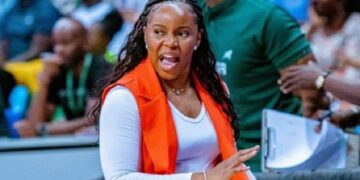 Basketball féminin : Rena Wakama, une entraîneuse aux palmarès inspirant