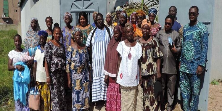 Zoundwéogo : Des responsables de groupements féminins formées en leadership associatif