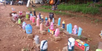 Rentrée scolaire : Ces commerçants de gourdes peinent à vendre