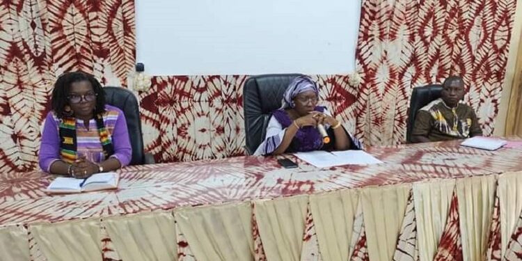 Hauts-Bassins : Le gouverneur Mariama Konaté renouvelle ses attentes aux membres de la brigade de la police de l’hygiène publique