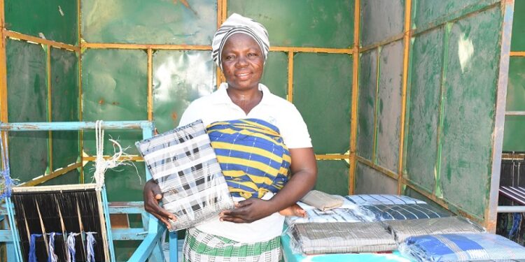 Région de l’Est : 1000 femmes et jeunes filles améliorent les acquis en formation professionnelle