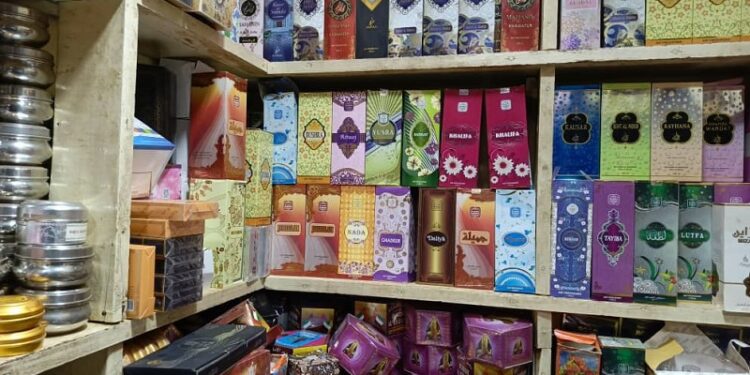 Bonne senteurs : Entre le local et l’arabic, le choix est vite fait par les femmes