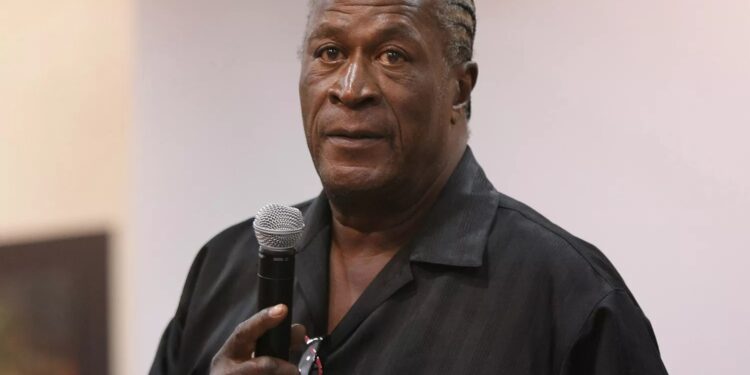 John Amos, l’interprète de « Kunta Kinté »,  s’est éteint à l’âge de 84 ans