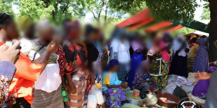 Journée internationale de la femme rurale : Des dons en faveur de 200 femmes déplacées internes