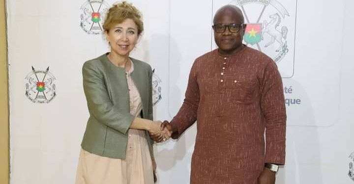 Santé : L’ambassadrice de la Türkye échange avec Dr Robert Kargougou