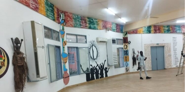 SIAO 2024- J-3 : Le ministre en charge de l’Artisanat, Serge Poda,visite le parc d’exposition