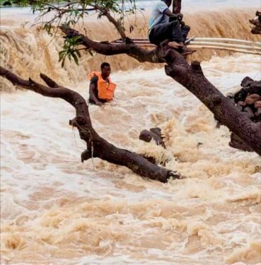 Sapeurs pompiers : Un homme sauvé  des eaux
