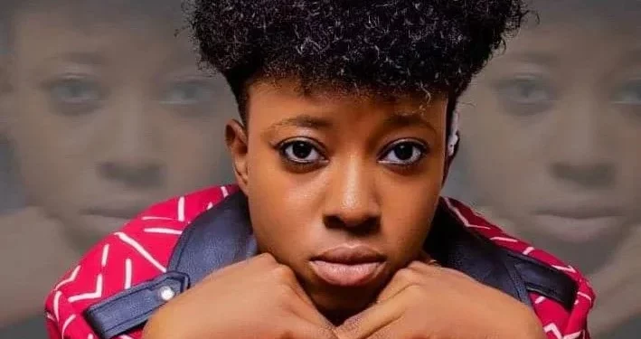 Slam : Quand Ôtemptic, slameuse burkinabé dompte Abidjan