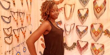 SIAO 2024: Léa Ilboudo, une artisane au doigté magique