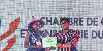 SIAO : Assanata Sanou Ouédraogo, prix du meilleur transformateur des produits agro-alimentaires, 1 million de francs