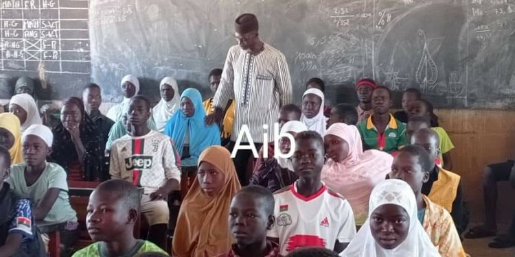 Titao : Au moins 11 000 élèves reprennent le chemin de l’école