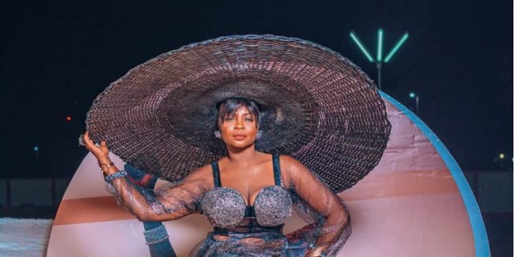 Look de la Semaine : Rihanata Zongo, la Star du Tapis Rouge au Sotigui 2024