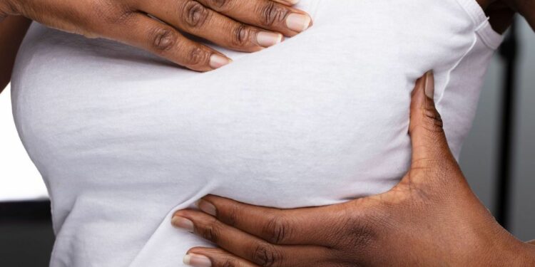 « A une victime de cancer du sein, la famille doit être prête à l’écouter, lui dire des mots doux » ,Pr Charlemagne Ouédraogo