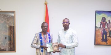 Littérature : « Le sortilège et la fille du roi“, dépeint le mariage et les fiançailles