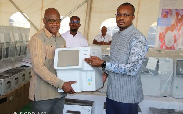 Burkina Faso : De la logistique roulante et des matériels médico-techniques au profit des formations sanitaires