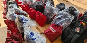 Sanmatenga: 145 élèves déplacés internes bénéficient de kits scolaires
