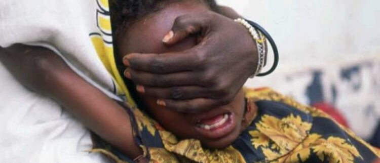 Fille victime d'excision