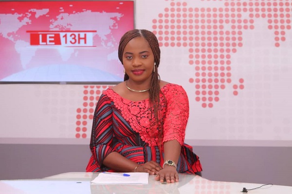 Madina Siénou, journaliste reporter d'images et présentatrice télé à BF1