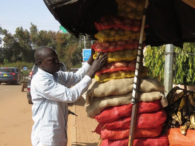 Michel Ouangré, commerçant de pomme de terre à Ouaga