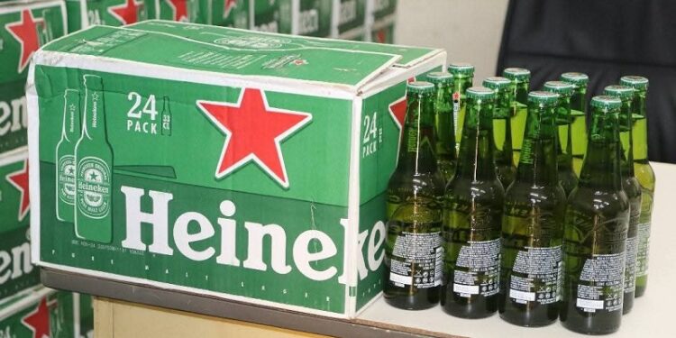 Burkina Faso : Plus de 180 mille bouteilles de boissons Heineken, périmées