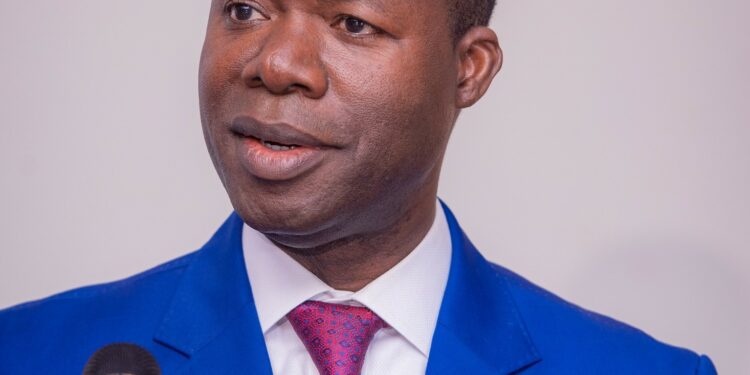 Financial Afrik Awards : Idrissa Nassa récompensé pour son leadership