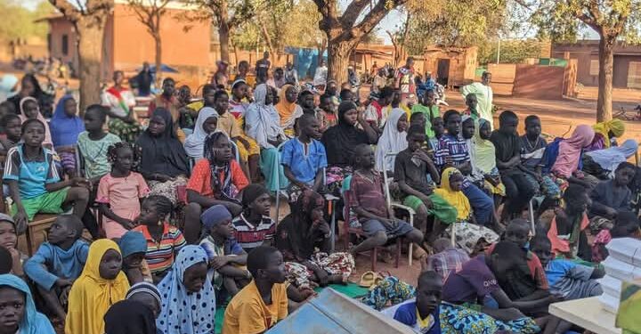 Burkina Faso : 300 enfants réunis autour d’un repas communautaire dans le Bam