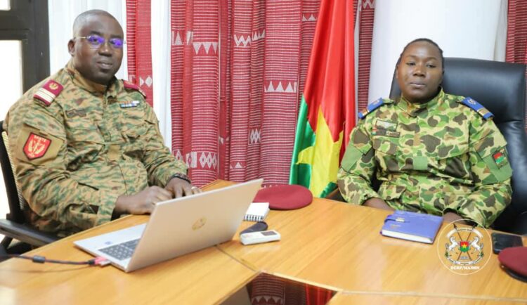 la ministre pélagie Kabre et le médecin Lieutenant-colonel Sidi Mohamed Lamine Ouédraogo