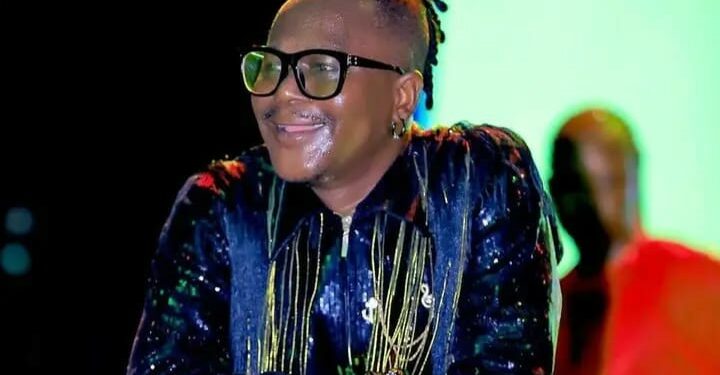 Musique : Floby remplit le palais de la culture d’Abidjan