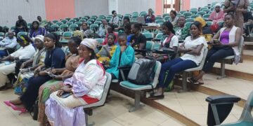Saadon Burkina : L’autonomisation des femmes et des filles au cœur d’une conférence publique