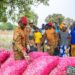 Journée internationale de la Femme 2025 : Visite surprise du Chef de l’État aux productrices de légumes à Zongo