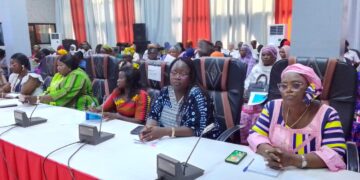 Réseaux sociaux et sécurité : les femmes et les filles en première ligne dans le programme du gouvernement burkinabé