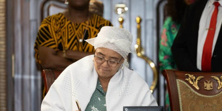 Namibie : 08 postes ministériels sur 14 confiés aux femmes