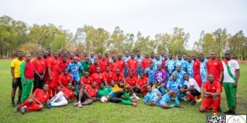 Football : Équipe de la Présidence 8 à 2 face à l’équipe des anciennes gloires