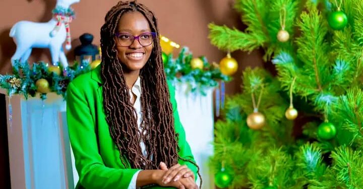 « Tempête au zénith » : Le premier roman de Adissa Nabi